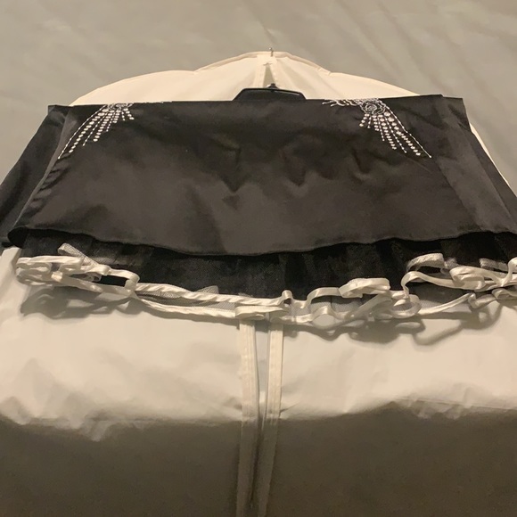 Le chateau party dress - Picture 3 of 4